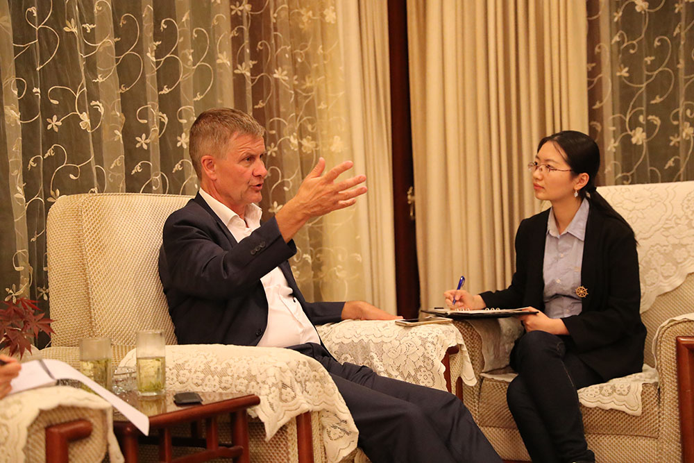 聯(lián)合國副秘書長索爾海姆接受本報專訪，力挺中國“洋垃圾”禁令