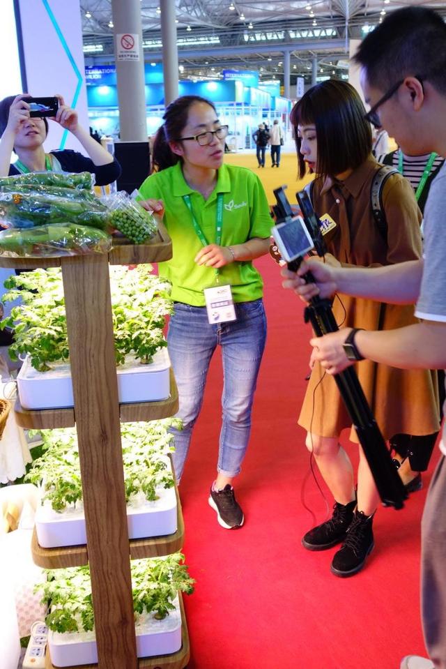 “互聯(lián)網(wǎng)+”農(nóng)業(yè)模式齊聚成都農(nóng)博會(huì)，尚作有機(jī)產(chǎn)品成焦點(diǎn)