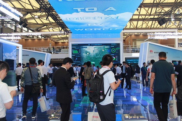 直擊SNEC2018：光伏新品哪家強(qiáng)？