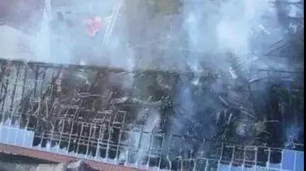 再預警 屋頂光伏又著火了 這次竟是小學屋頂！