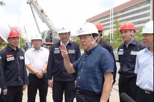 南方電網(wǎng)公司黨組書記、董事長李慶奎：“三步走”打造世界一流企業(yè)