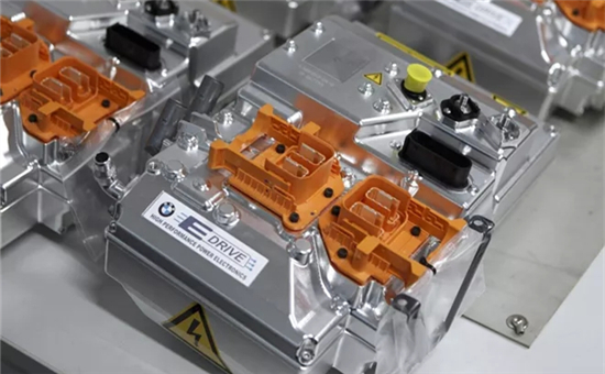 中國新能源汽車發(fā)展迅猛 動力電池需求旺盛