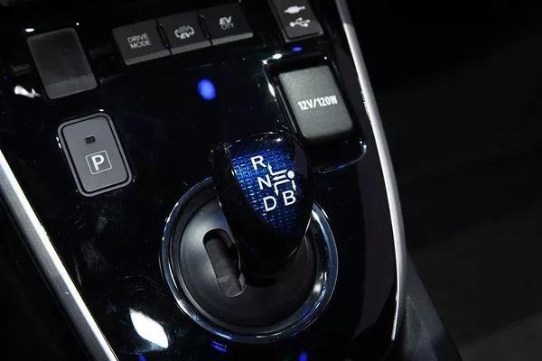 卡羅拉也能免稅送車(chē)牌？豐田要斷了國(guó)產(chǎn)電動(dòng)車(chē)后路嗎？