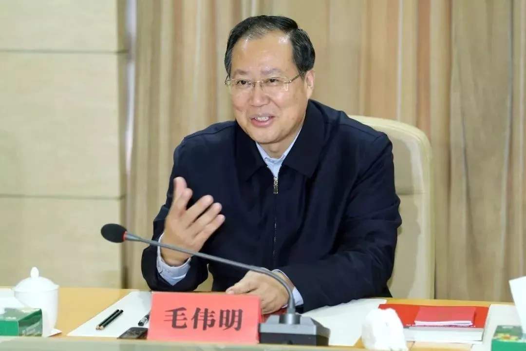 中央廣播電視總臺(tái)專訪國(guó)網(wǎng)董事長(zhǎng)毛偉明：盡快形成能源互聯(lián)網(wǎng)的產(chǎn)業(yè)鏈